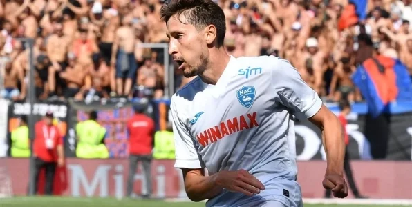 Барбоза: «Кузяеву будет нелогично вернуться в «Зенит», на него будет спрос» Барбоза: «Кузяеву будет нелогично вернуться в «Зенит», на него будет спрос»