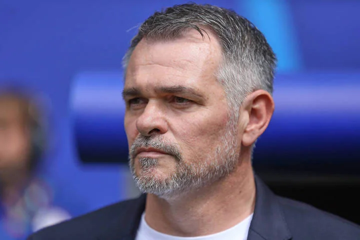 Тренер Грузии Вилли Саньоль о 2:0 с Португалией: «Я посоветовал им вспомнить, как они играли, когда им было 16-17 лет» Тренер Грузии Вилли Саньоль о 2:0 с Португалией: «Я посоветовал им вспомнить, как они играли, когда им было 16-17 лет»