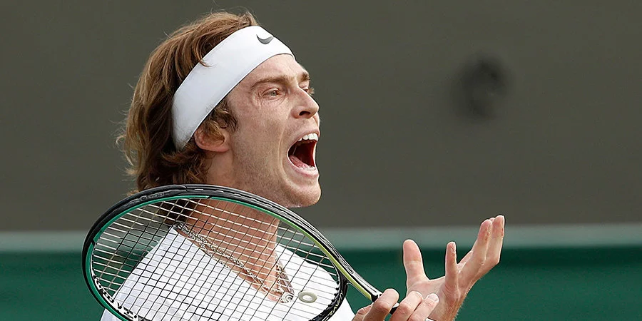 В матче с Кириосом Рублев потерпел самое разгромное поражение в карьере В матче с Кириосом Рублев потерпел самое разгромное поражение в карьере