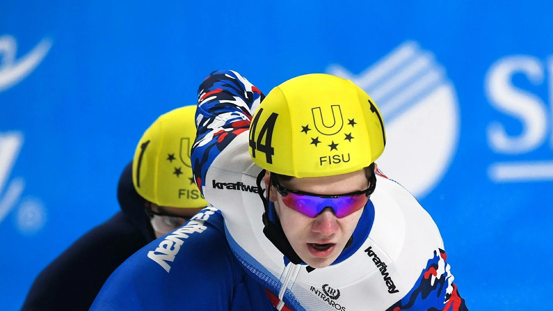 Российский шорт-трекист Ивлиев завоевал серебро на дебютной Олимпиаде Российский шорт-трекист Ивлиев завоевал серебро на дебютной Олимпиаде