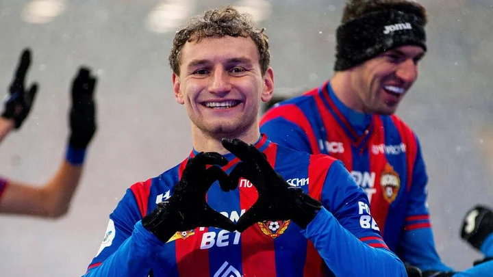 Фёдор Чалов получил премию «Джентльмен года»: «Эта награда – большая честь» Фёдор Чалов получил премию «Джентльмен года»: «Эта награда – большая честь»