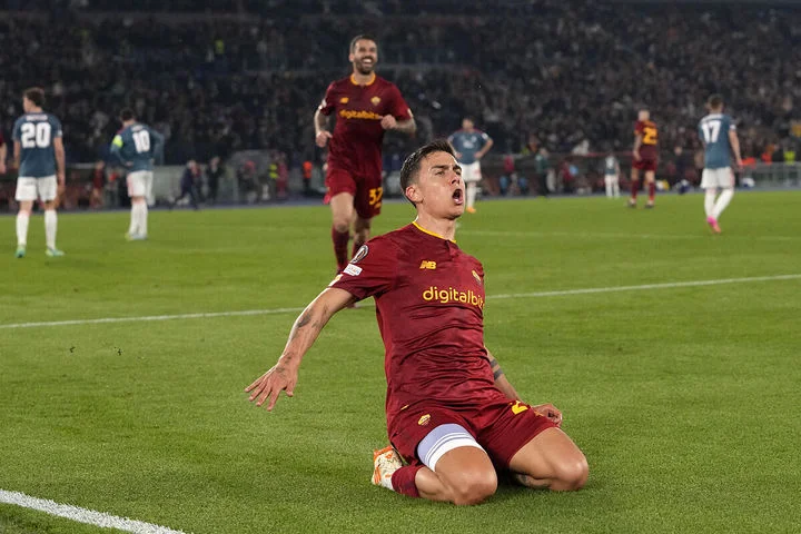 «Рома» вышла в полуфинал Лиги Европы. Пауло Дибала на 89 минуте перевел матч в овертайм