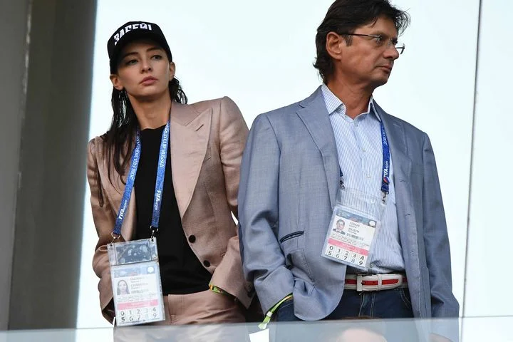 Зарема Салихова: «Fan ID оформлять не собираюсь. Странно, когда ты на свой стадион должен получить пропуск от Госуслуг» Зарема Салихова: «Fan ID оформлять не собираюсь. Странно, когда ты на свой стадион должен получить пропуск от Госуслуг»