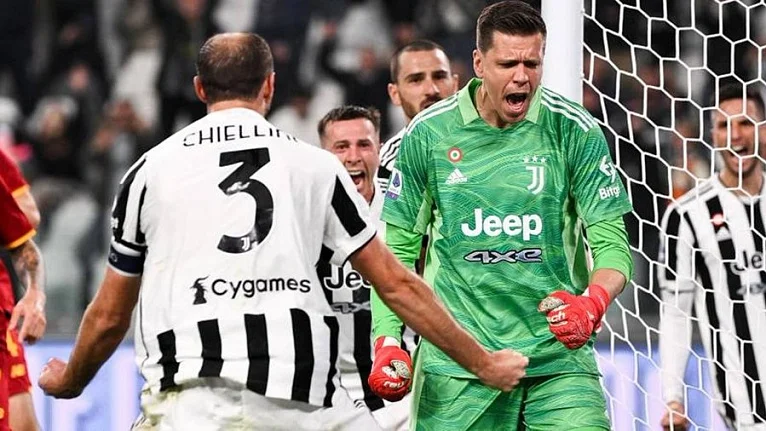 «Ювентус» и Шченсны расторгли контракт «Ювентус» и Шченсны расторгли контракт