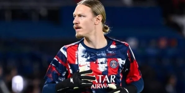 Кафанов объяснил, почему Сафонов пропустит матчи с Брунеем и Сирией Кафанов объяснил, почему Сафонов пропустит матчи с Брунеем и Сирией