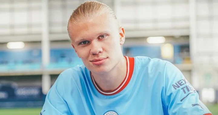 Холанд стал игроком августа в АПЛ Холанд стал игроком августа в АПЛ