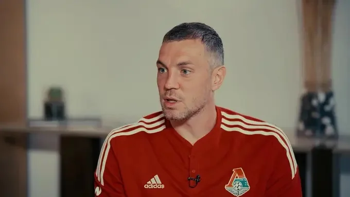 Рабинер о Дзюбе: «Артем по-прежнему пребывает в «дзюбоцентричном мире», где он еще большой игрок» Рабинер о Дзюбе: «Артем по-прежнему пребывает в «дзюбоцентричном мире», где он еще большой игрок»