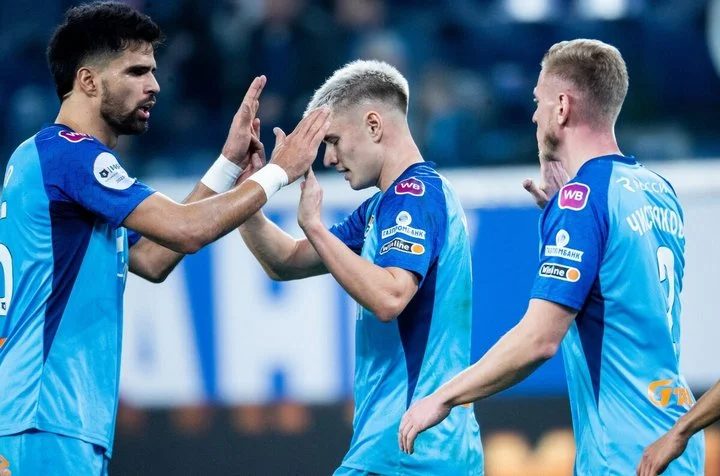 Андрей Мостовой: «Огромная благодарность футбольному клубу «Сочи», и прошу прощения за гол» Андрей Мостовой: «Огромная благодарность футбольному клубу «Сочи», и прошу прощения за гол»