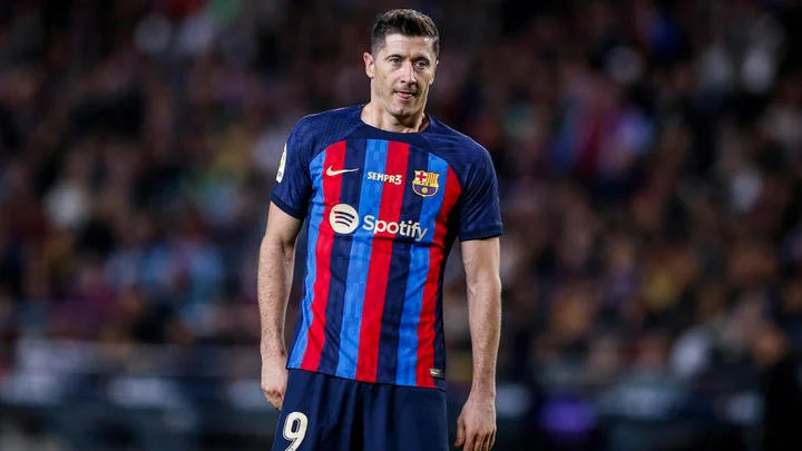 «Барселона» сохранит в составе Араухо, Кунде, Педри, Гави, де Йонга, Фати и Левандовского, несмотря на финансовые трудности