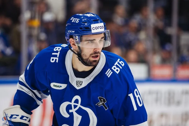 Седрик Пакетт: «КХЛ – это вторая по силе хоккейная лига в мире. Мне очень приятно здесь играть» Седрик Пакетт: «КХЛ – это вторая по силе хоккейная лига в мире. Мне очень приятно здесь играть»