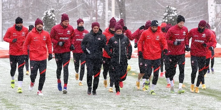 Мостовой – о матче «Динамо» – «Спартак» в мороз: Может, побыстрее бегать будут Мостовой – о матче «Динамо» – «Спартак» в мороз: Может, побыстрее бегать будут