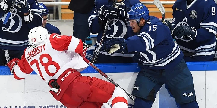 Букмекеры полагают, что в паре «Спартак» - «Динамо» Москва у первых больше шансов Букмекеры полагают, что в паре «Спартак» - «Динамо» Москва у первых больше шансов