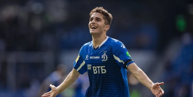 Самые юные в РПЛ: одаренный Захарян, преемник Лоськова, разрушители команд Березуцкого и Семака Самые юные в РПЛ: одаренный Захарян, преемник Лоськова, разрушители команд Березуцкого и Семака