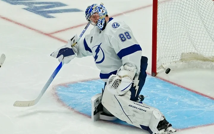 Геннадий Курдин про финальную серию Кубка Стэнли: «Василевскому ведь прямые броски заходят. Это ему несвойственно»