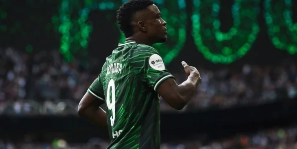 Кордоба будет получать 4,7 миллиона евро в год по новому контракту Кордоба будет получать 4,7 миллиона евро в год по новому контракту