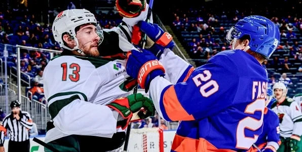 Тренин об уходе из «Колорадо»: там ставка на Маккиннона, у других мало игрового времени Тренин об уходе из «Колорадо»: там ставка на Маккиннона, у других мало игрового времени