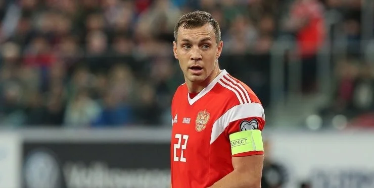 Поддержка трибун, трансферные амбиции и голы Дзюбы. Козыри сборной России на Евро-2020 Поддержка трибун, трансферные амбиции и голы Дзюбы. Козыри сборной России на Евро-2020