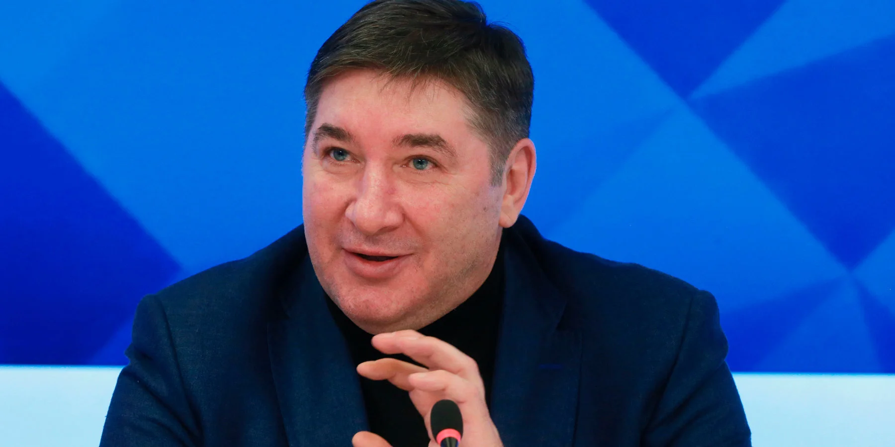 Кожевников о возможном переезде «Витязя» в Балашиху: «От перестановки мест суть не меняется» Кожевников о возможном переезде «Витязя» в Балашиху: «От перестановки мест суть не меняется»