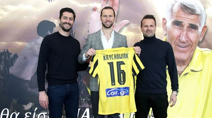 Официально: Гжегож Крыховяк перешел в АЕК из «Краснодара»