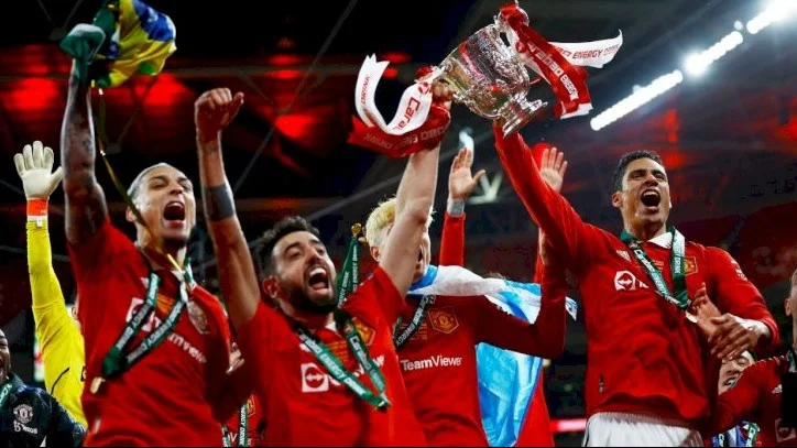 Катарский шейх готов заплатить за МЮ столько, сколько хотят Глейзеры Катарский шейх готов заплатить за МЮ столько, сколько хотят Глейзеры