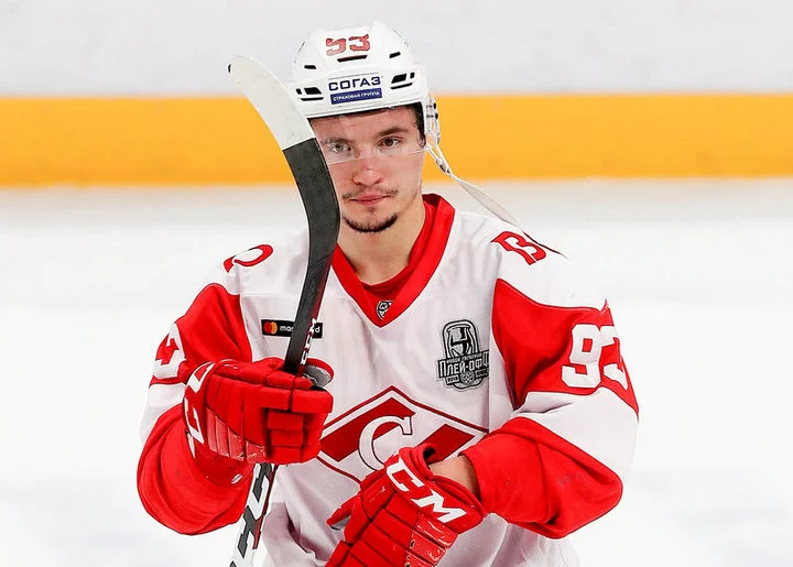 Александр Хохлачев про 3:2 с «Куньлунем»: «В перерыве договорились выйти на вторую 20-минутку и биться, как в последний раз» Александр Хохлачев про 3:2 с «Куньлунем»: «В перерыве договорились выйти на вторую 20-минутку и биться, как в последний раз»