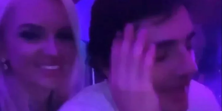 Главный нарколог Минздрава предложил «Локомотиву» отправить Магкеева на консультацию по поводу алкоголя Главный нарколог Минздрава предложил «Локомотиву» отправить Магкеева на консультацию по поводу алкоголя