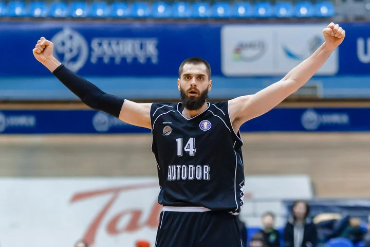 Евгений Минченко продлил соглашение с «Автодором»: «Спасибо клубу за доверие и возможность проявить себя в будущем сезоне» Евгений Минченко продлил соглашение с «Автодором»: «Спасибо клубу за доверие и возможность проявить себя в будущем сезоне»