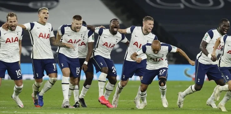 Моуриньо ушёл в раздевалку, Регилон привез гол, но исправился. «Тоттенхэм» выбил «Челси» из Кубка Лиги