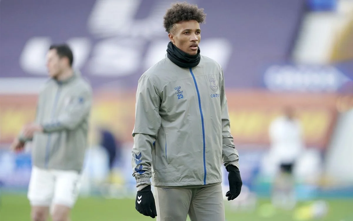 Агент полузащитника «Эвертона» Гбамена опроверг новости о подписании футболистом контракта с ЦСКА Агент полузащитника «Эвертона» Гбамена опроверг новости о подписании футболистом контракта с ЦСКА