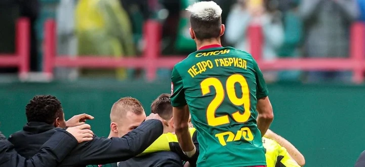 Педриньо о своем имени на футболке: «Никакого давления не было. Я сам выбрал имя Педро Габриэл» Педриньо о своем имени на футболке: «Никакого давления не было. Я сам выбрал имя Педро Габриэл»