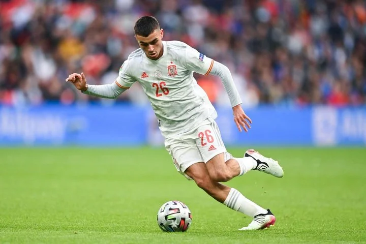 Хавбек сборной Испании Педри: «У нас очень сильная команда и неплохая группа. Но все называют фаворитами ЧМ Бразилию и Аргентину»