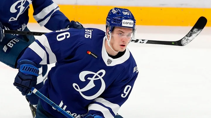 Дмитрий Рашевский о том, что «Динамо» претендует на Кубок Гагарина: «В нас верят. Это дополнительная мотивация» Дмитрий Рашевский о том, что «Динамо» претендует на Кубок Гагарина: «В нас верят. Это дополнительная мотивация»