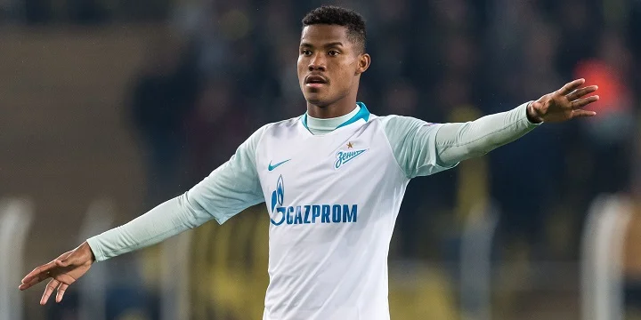 Барриос: «Теперь Соболев с нами, он будет биться за меня, а я — за него» Барриос: «Теперь Соболев с нами, он будет биться за меня, а я — за него»