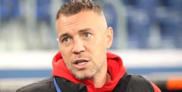 Кирьяков: вот в сборной Карпин с Дзюбой и помирятся, сядут и поговорят по-мужски Кирьяков: вот в сборной Карпин с Дзюбой и помирятся, сядут и поговорят по-мужски