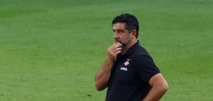 Хорошее плохое решение. Федун вернулся из отпуска, у «Спартака» будет новый тренер Хорошее плохое решение. Федун вернулся из отпуска, у «Спартака» будет новый тренер