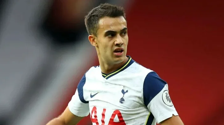 Серхио Регилон может продолжить карьеру в «Барселоне» Серхио Регилон может продолжить карьеру в «Барселоне»