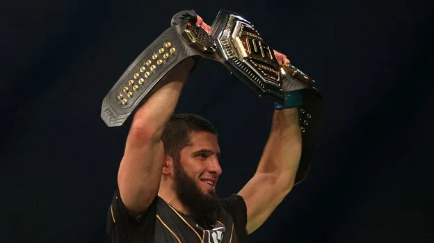 Махачев проведет реванш с Оливейрой на UFC 294 21 октября Махачев проведет реванш с Оливейрой на UFC 294 21 октября