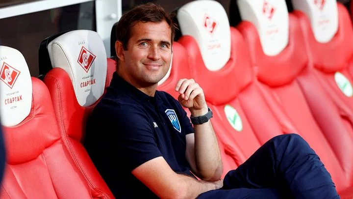 Александр Мостовой: «Кержаков еще молодой для тренера, хорошо зарекомендовал себя в «Нижнем Новгороде». На Кипре получит опыт, который пригодится» Александр Мостовой: «Кержаков еще молодой для тренера, хорошо зарекомендовал себя в «Нижнем Новгороде». На Кипре получит опыт, который пригодится»