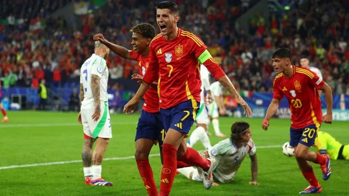 Гари Невилл об Испании: «При демонстрируемом выдающемся футболе забивать нужно больше» Гари Невилл об Испании: «При демонстрируемом выдающемся футболе забивать нужно больше»