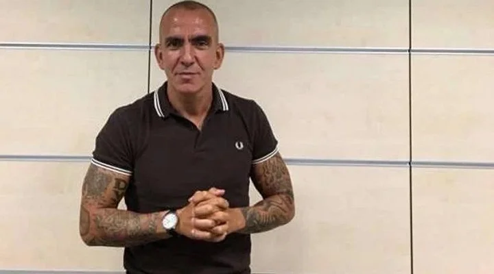 Экс-игрок Ди Канио о Месси: «Нельзя критиковать его времен «Барселоны». Но если он ушел и забил 2 гола за сезон – можно критиковать сильнее, чем других» Экс-игрок Ди Канио о Месси: «Нельзя критиковать его времен «Барселоны». Но если он ушел и забил 2 гола за сезон – можно критиковать сильнее, чем других»