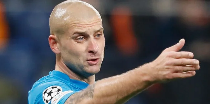 Ракицкий может перейти в «Истанбул» Ракицкий может перейти в «Истанбул»