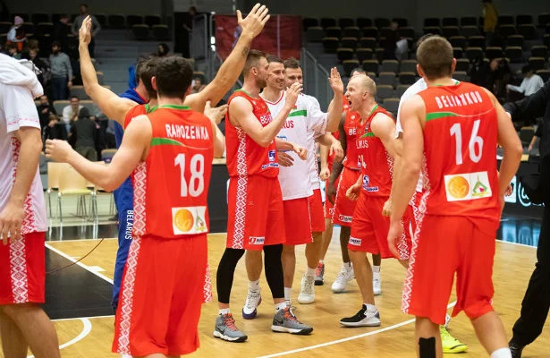 Сборная Великобритании по баскетболу отказалась лететь на матч в Беларусь из-за угрозы войны между Украиной и Россией
