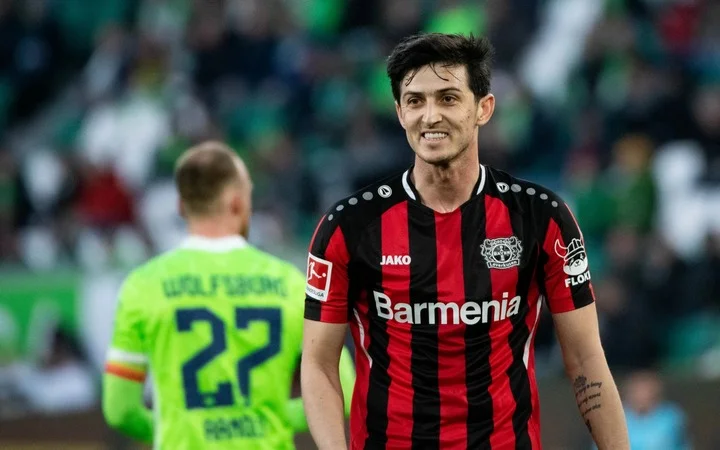 Сердар Азмун получил травму икроножной мышцы. Нападающим интересуется «Зенит» Сердар Азмун получил травму икроножной мышцы. Нападающим интересуется «Зенит»