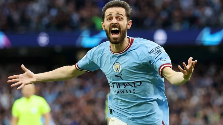 Бернарду Силва о возможном переходе в ПСЖ: «Для начала выиграть АПЛ, Кубок Англии и Лигу чемпионов. Затем посмотрим, как все получится» Бернарду Силва о возможном переходе в ПСЖ: «Для начала выиграть АПЛ, Кубок Англии и Лигу чемпионов. Затем посмотрим, как все получится»