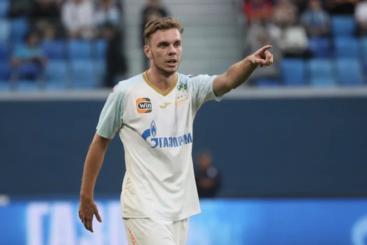 «Зенит» обыгрывает «Крылья Советов» 3:0 после первого тайма «Зенит» обыгрывает «Крылья Советов» 3:0 после первого тайма