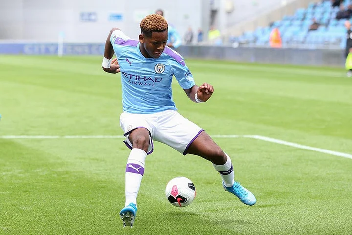 «Боруссия» подписала 19-летнего Джейдена Брафа из «Ман Сити» «Боруссия» подписала 19-летнего Джейдена Брафа из «Ман Сити»