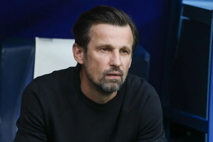 Сергей Семак о правилах в медиафутболе: «Какие-то можно пробовать, тестировать и всё-таки добавлять в большой футбол» Сергей Семак о правилах в медиафутболе: «Какие-то можно пробовать, тестировать и всё-таки добавлять в большой футбол»