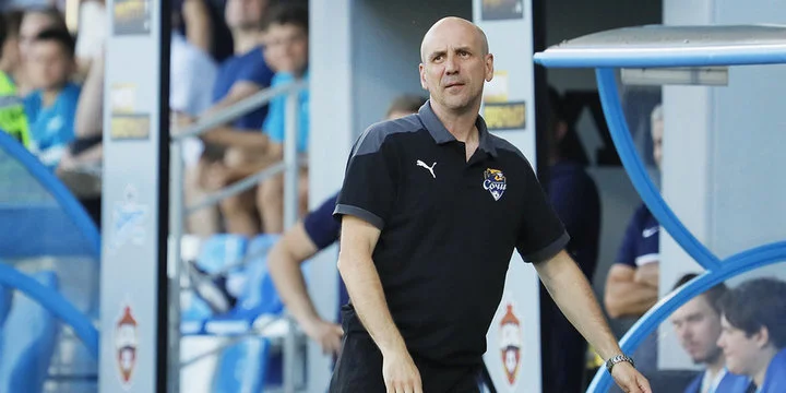 Вадим Гаранин: «Когда Кассьерра, перешедший в «Зенит», приехал на нашу тренировку, то пожелал снова занять второе место. С намеком на то, кто займет первое» Вадим Гаранин: «Когда Кассьерра, перешедший в «Зенит», приехал на нашу тренировку, то пожелал снова занять второе место. С намеком на то, кто займет первое»