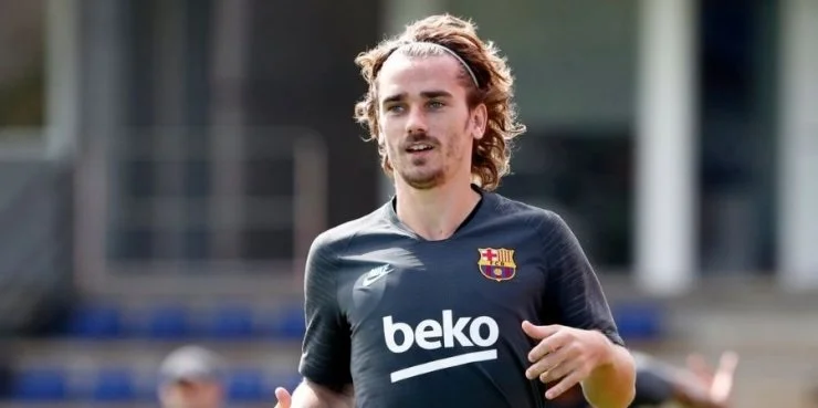 Миллиард евро на поле. Как дебютировали рекордные новички? Миллиард евро на поле. Как дебютировали рекордные новички?