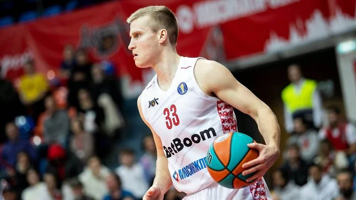 Защитник МБА Тимофей Якушин: «Локомотив-Кубань» – сбалансированная команда, которая в этом сезоне обыграла всех лидеров – ЦСКА, УНИКС и «Зенит» Защитник МБА Тимофей Якушин: «Локомотив-Кубань» – сбалансированная команда, которая в этом сезоне обыграла всех лидеров – ЦСКА, УНИКС и «Зенит»